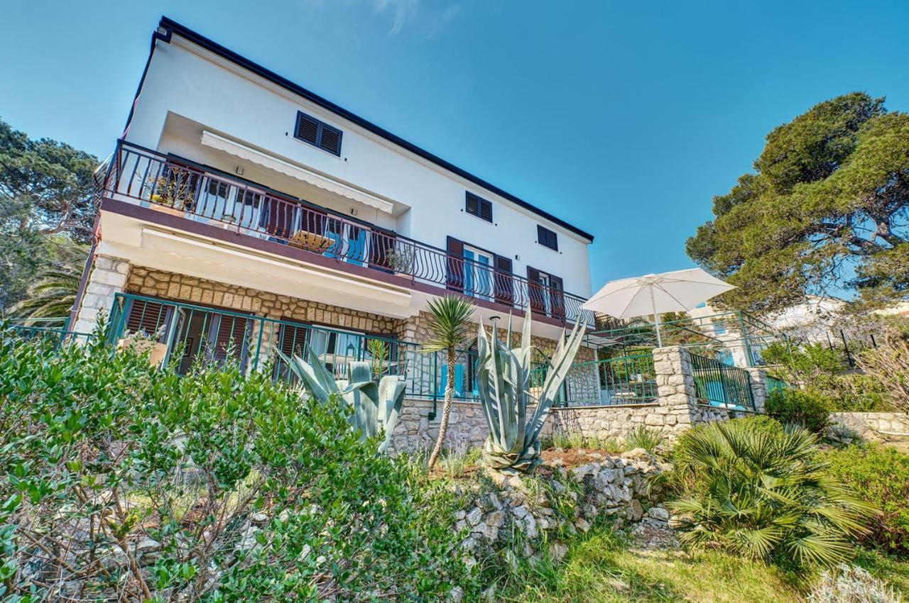 Cappelli Apartments - Losinj มาลีโลชินจ์ ภายนอก รูปภาพ