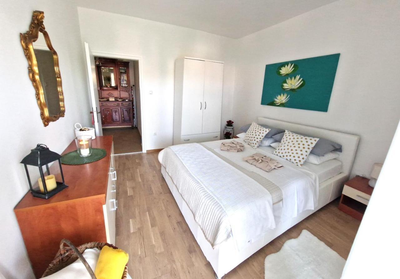 Cappelli Apartments - Losinj มาลีโลชินจ์ ภายนอก รูปภาพ