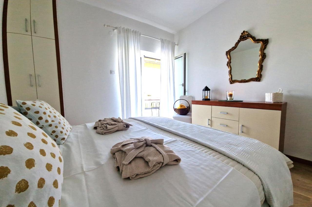 Cappelli Apartments - Losinj มาลีโลชินจ์ ภายนอก รูปภาพ
