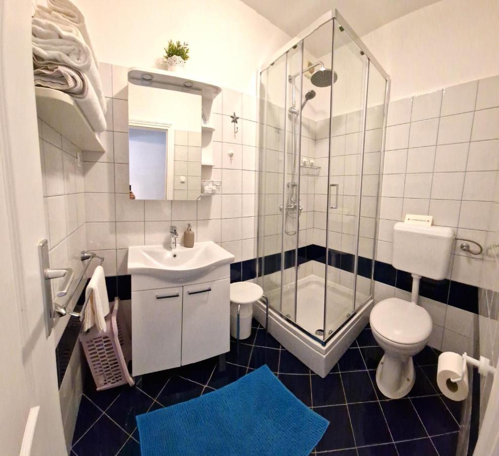 Cappelli Apartments - Losinj มาลีโลชินจ์ ภายนอก รูปภาพ