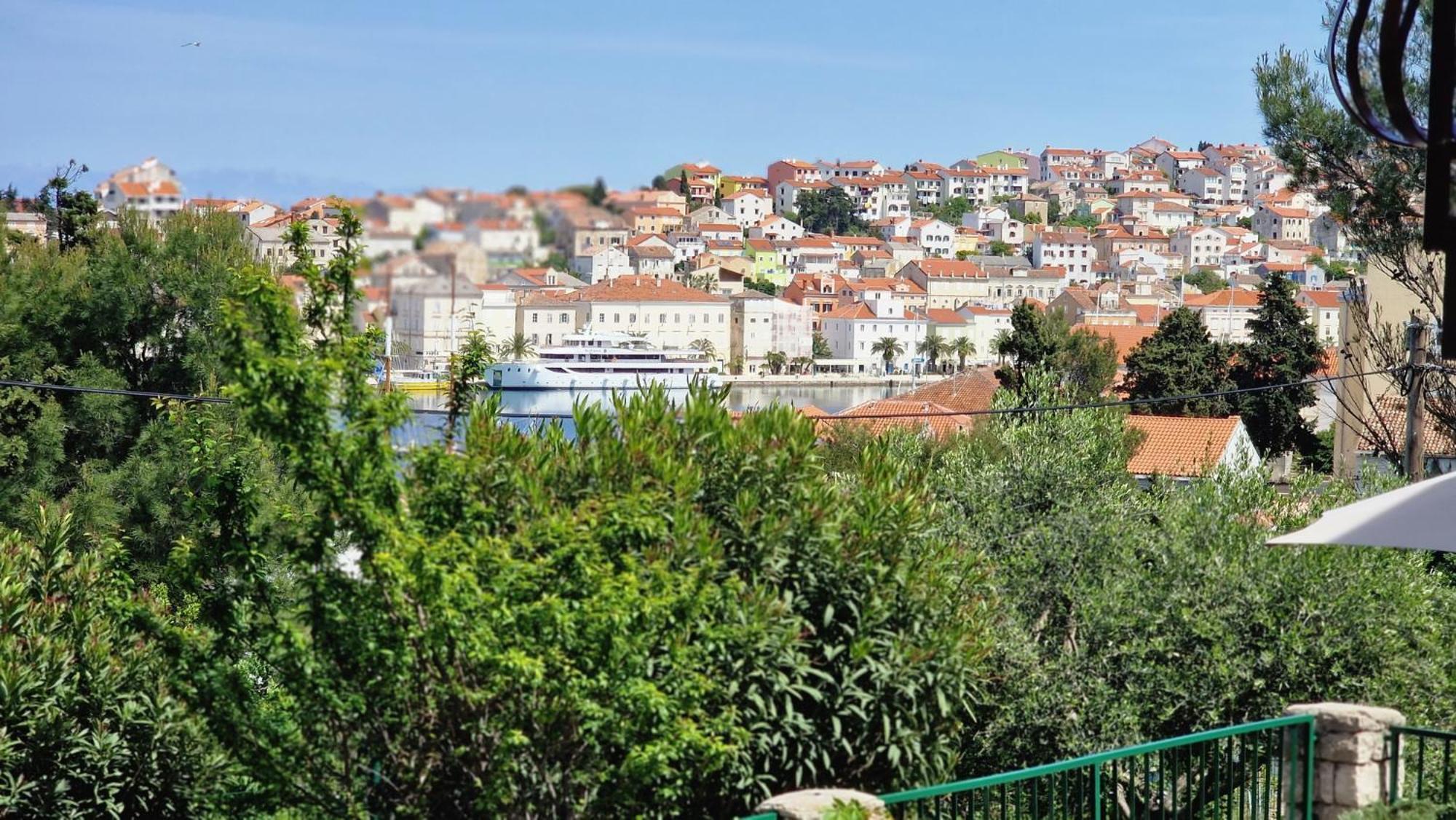 Cappelli Apartments - Losinj มาลีโลชินจ์ ภายนอก รูปภาพ